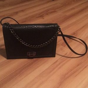 Lineapelle Black snakeskin cross body